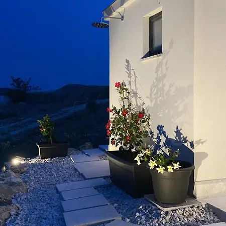Muntaja Villa *